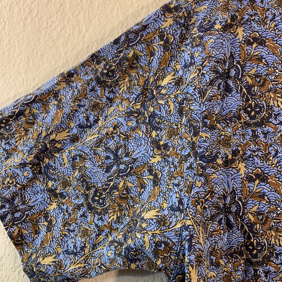 Vintage Style Shirts w/ front pocket - Picture 3 of 5